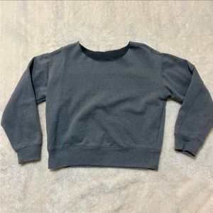 Aritzia Women's Grey and White Jumper XS